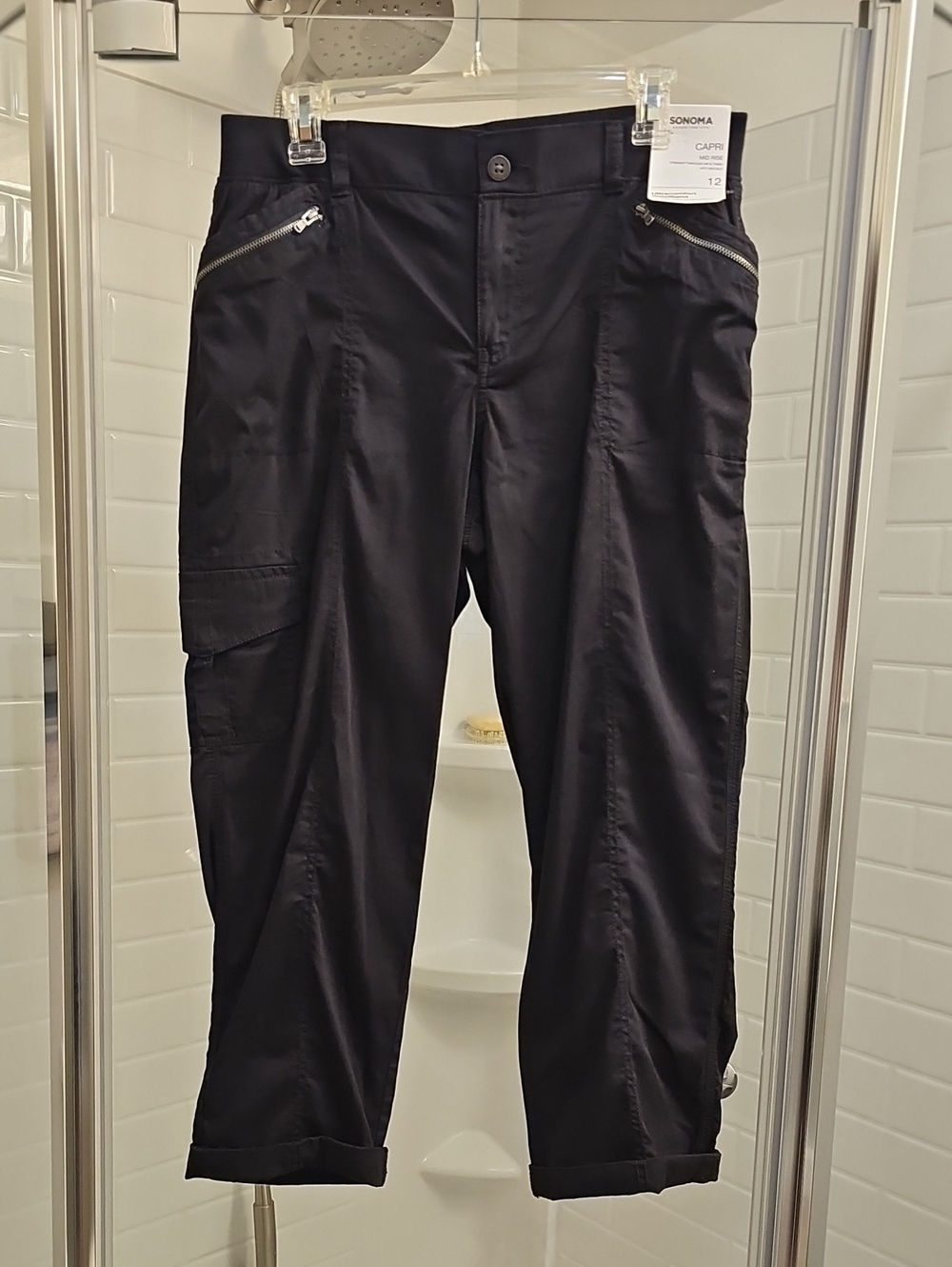 Sonoma Capri Mid Rise Cargo Pants for Women - Mineral Black. NWT. Size 12.